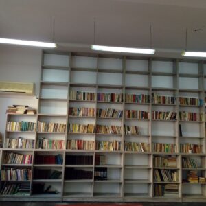 Училищна библиотека по поръчка